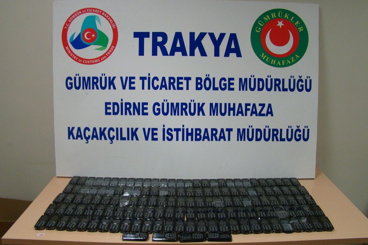 Kapıkule\'de 288 Adet Kaçak Cep Telefonu Yakalandı