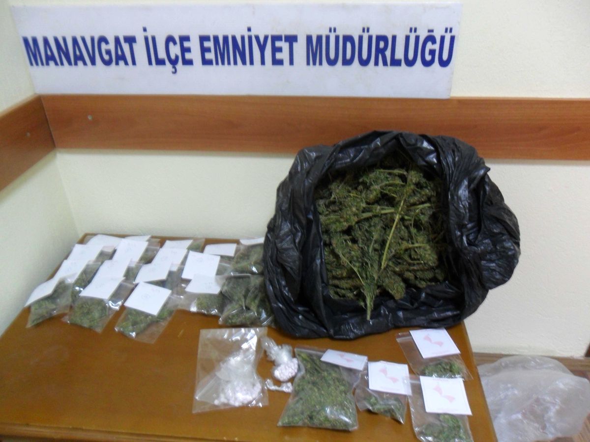 Manavgat Emniyetinden Uyuşturucu Operasyonu