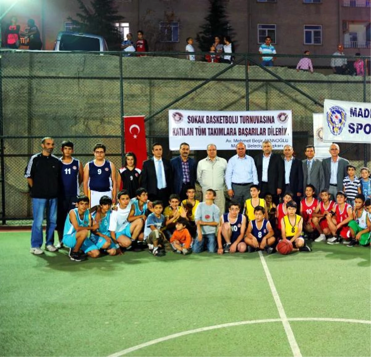 Mardin\'de Sokak Basketbol Turnuvası Başladı