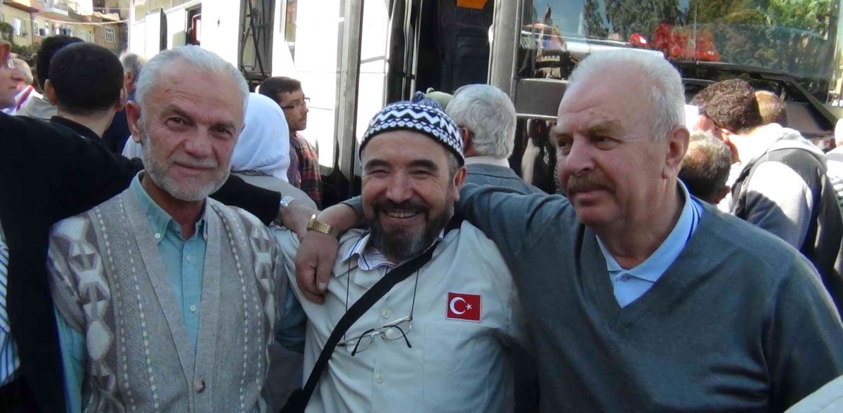 Simav 18 Kişilik Son Hacı Kafilesini Dualarla Uğurladı