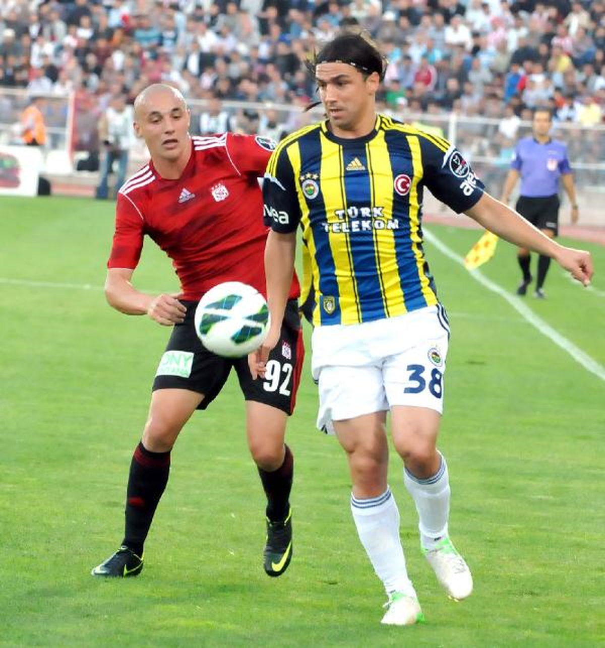 Sivasspor Başkanı: Aatif\'ı Satmayı Düşünmüyoruz