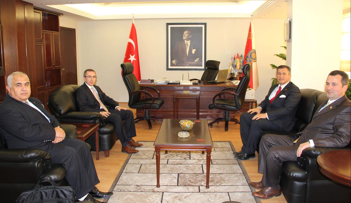 Tümsiad\'tan Emniyet Müdürü Doğan\'a Kutlama Ziyareti