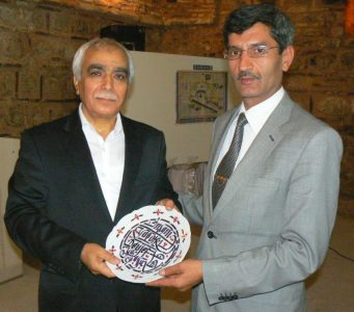 Turan; Memleketinde Konferans Verdi