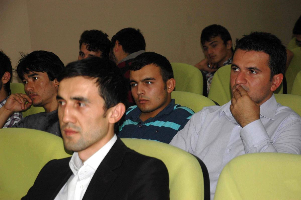 Üniversitelilere AB Eğitimi
