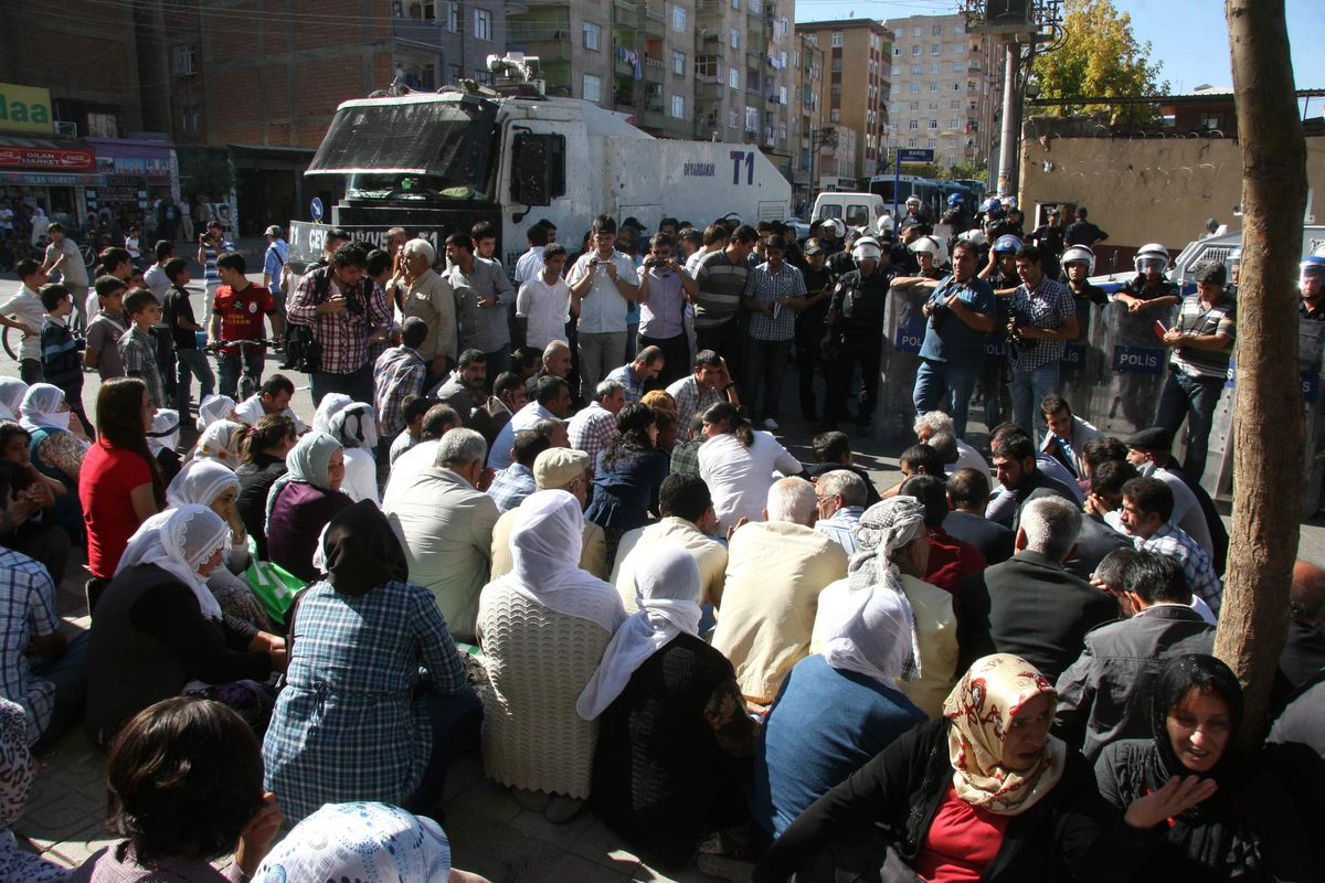BDP\'li Üçer ile Emniyet Yetkilisi Arasında Gerginlik