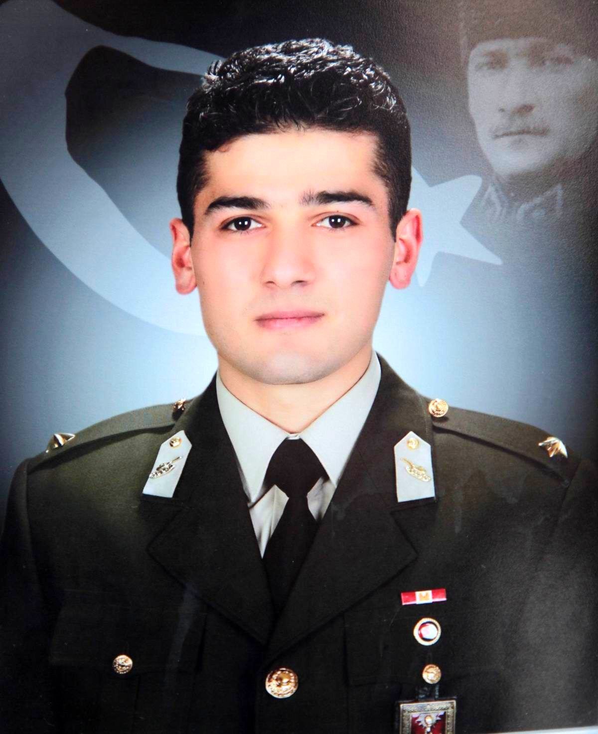 Çukurca\'da Üsteğmen Şehit Düştü