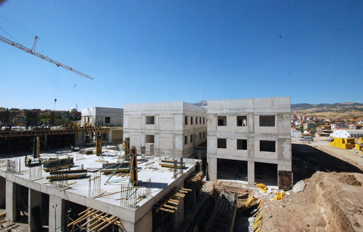 Gediz Devlet Hastanesi Bir Ay İçinde Tamamlanacak
