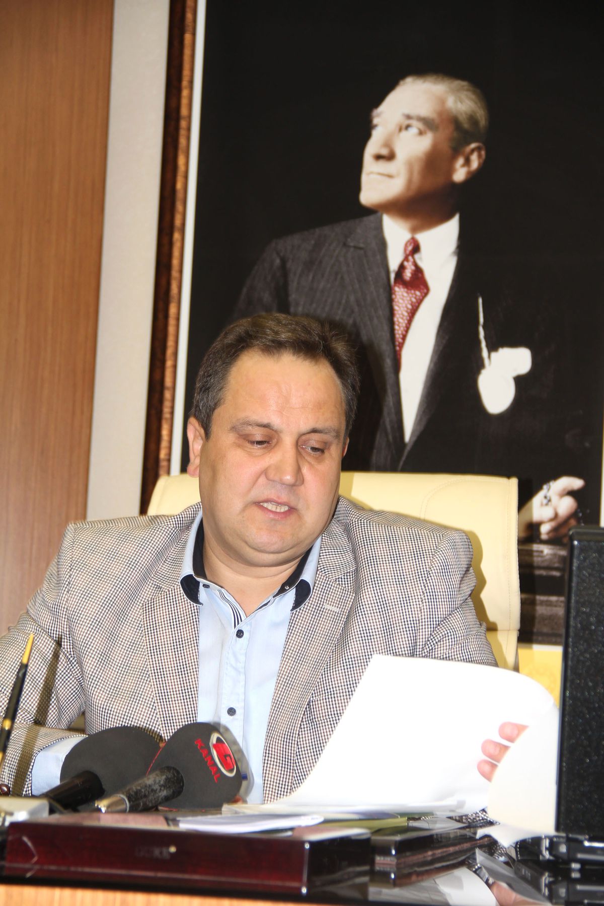 Giresun Belediye Başkanı Kerim Aksu Eleştirilere Cevap Verdi
