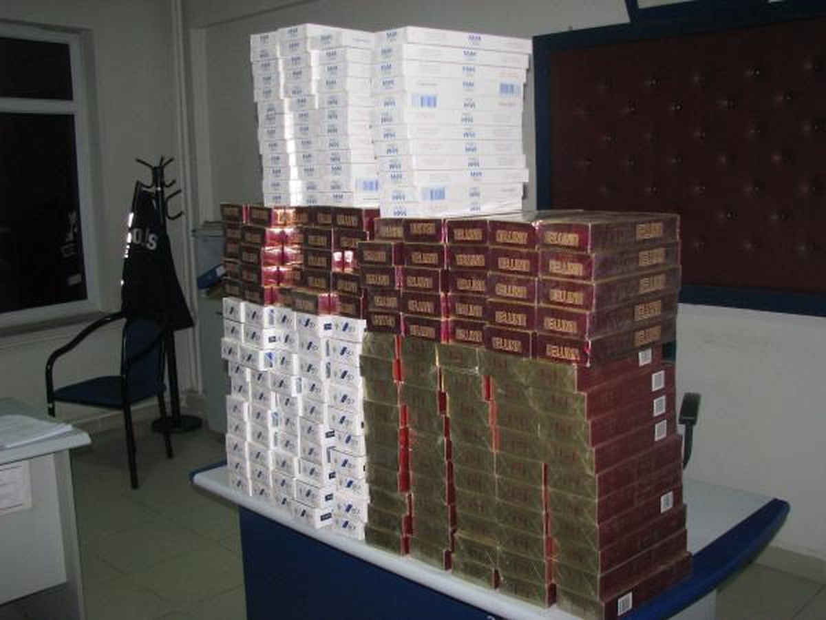 Hayrabolu\'da 2 Bin Paket Kaçak Sigara Ele Geçirildi