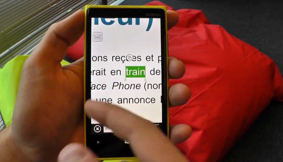İşte Lumia 920\'nin HD+ Ekranı