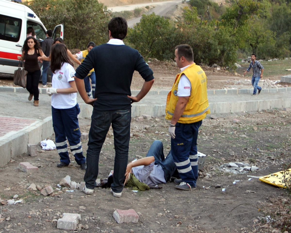 Karabük\'te Minibüs Devrildi: 23 Yaralı