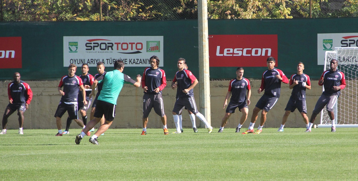 Karabükspor\'da, Eskişehirspor Maçı Hazırlıkları Başladı