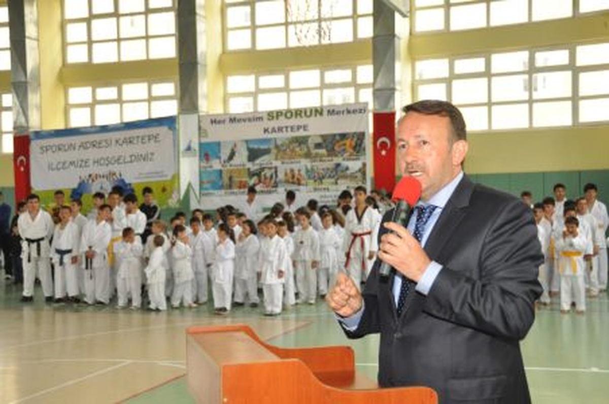 Kartepe\'de Spor Okullarına Kayıtlar Başladı