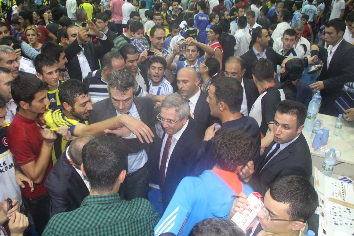 Fenerbahçe Başkanı Yıldırım Siirt\'te