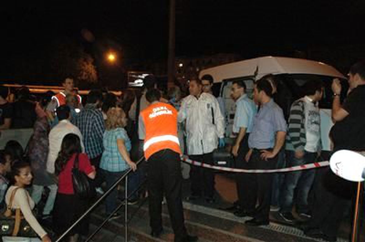 Taksim Metrosundaki Kaza