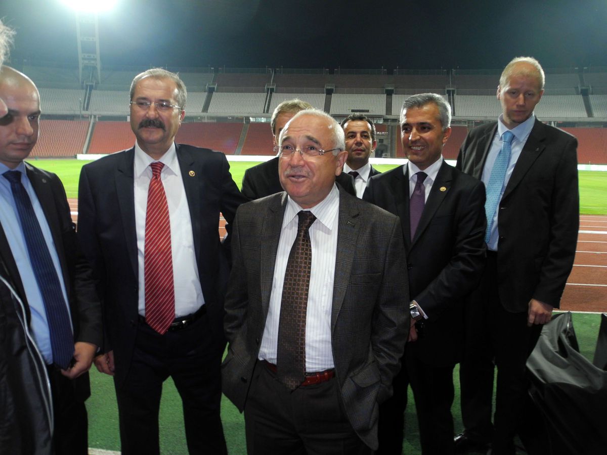 TBMM Başkanı Çiçek, Macaristan\'da