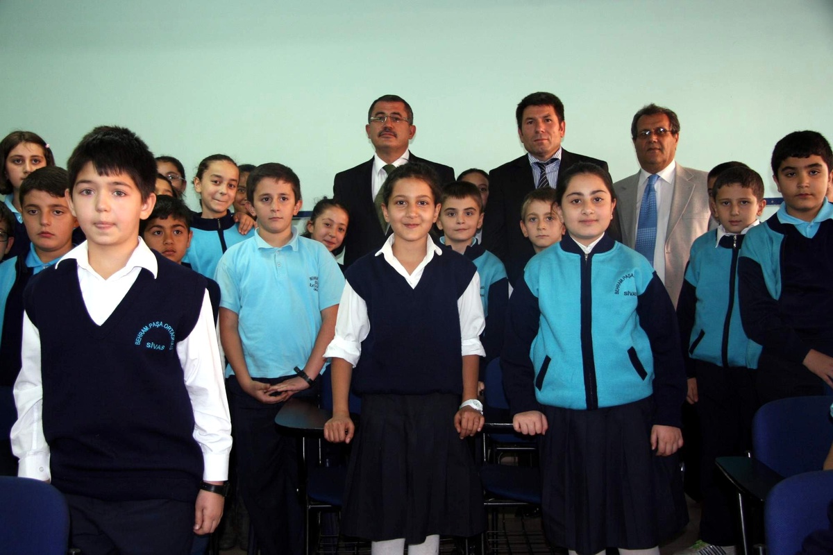 Tümsiad ve Kosgeb İşbirliği ile Öğrencilere Girişimcilik Dersi