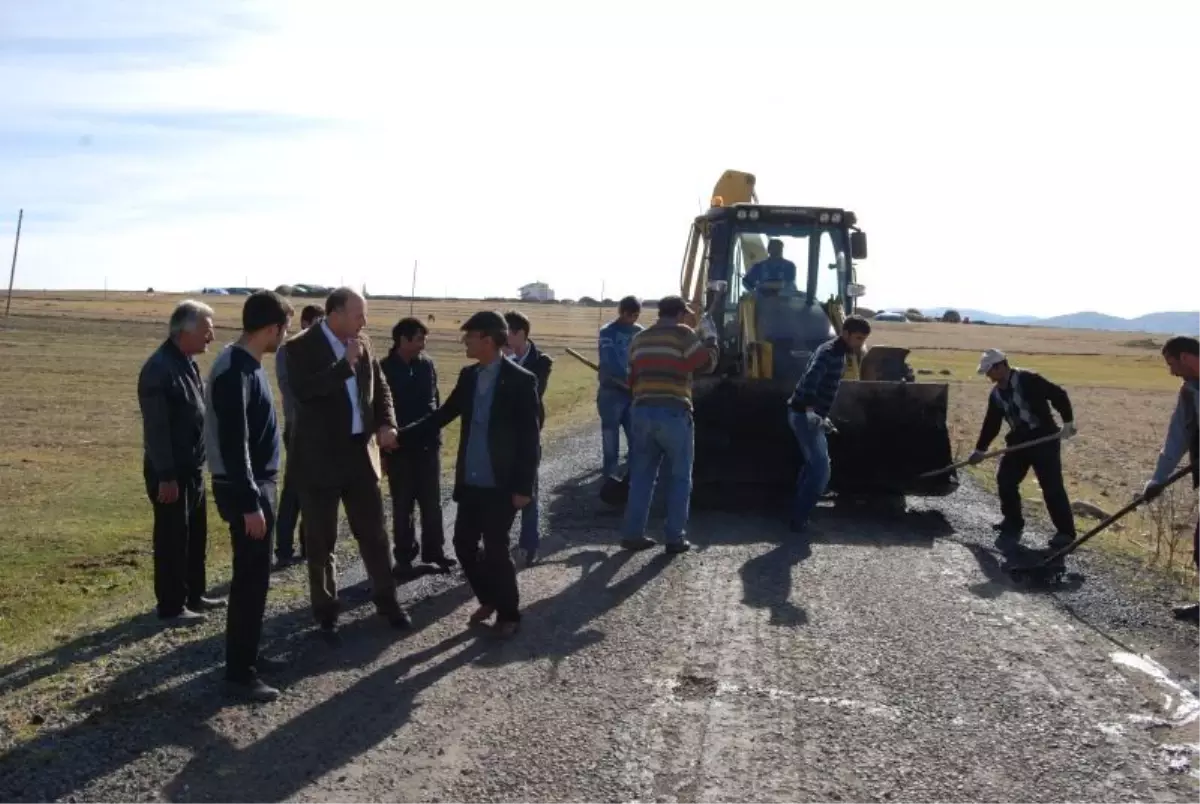 Vali Azizoğlu Köy Yollarında