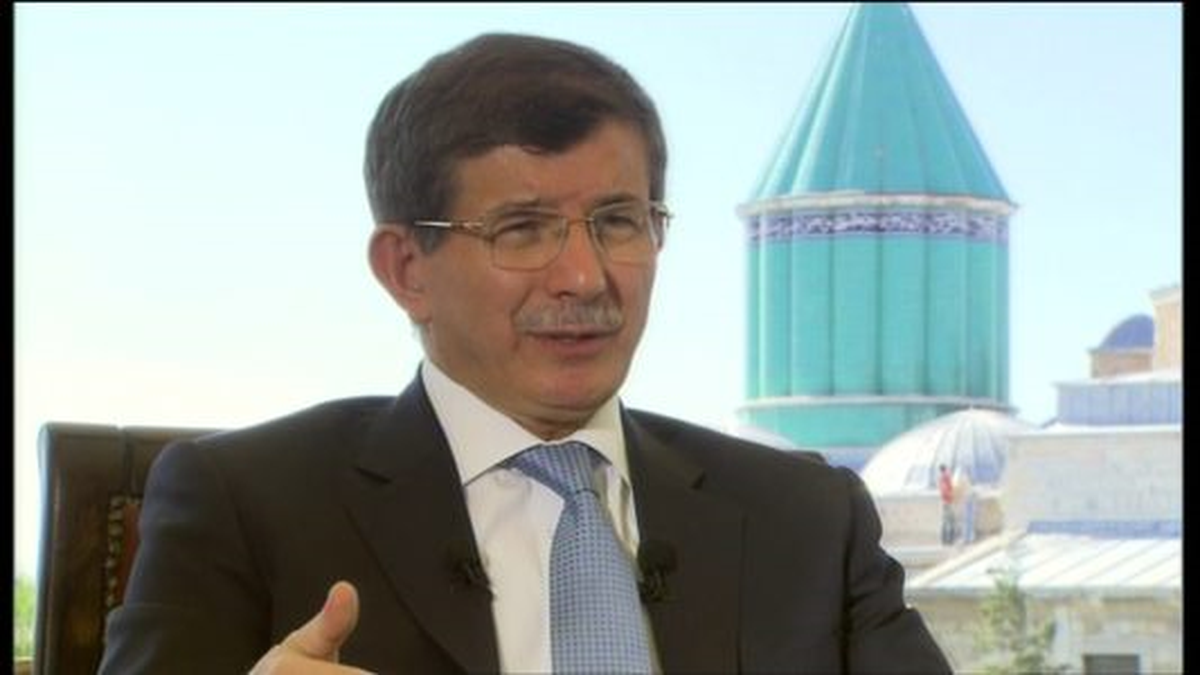 Ahmet Davutoğlu: "Ateşkes İçin Girişimdeyiz"