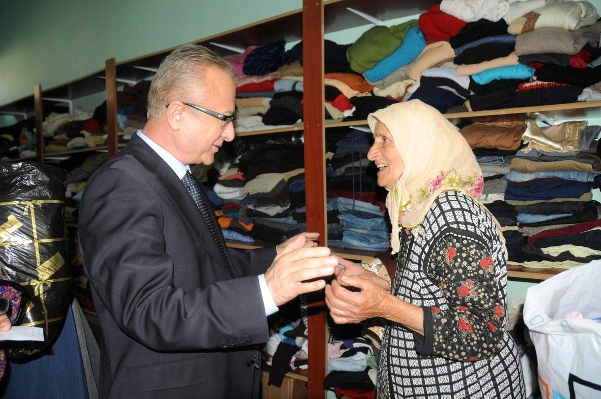 Bandırma Belediyesi\'nden Tekerlekli Sandalye