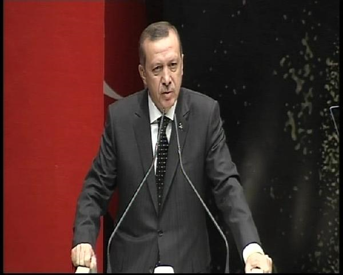 Başbakan Erdoğan: AK Parti Gençliğimizin Parlamentodaki Tek Senedidir