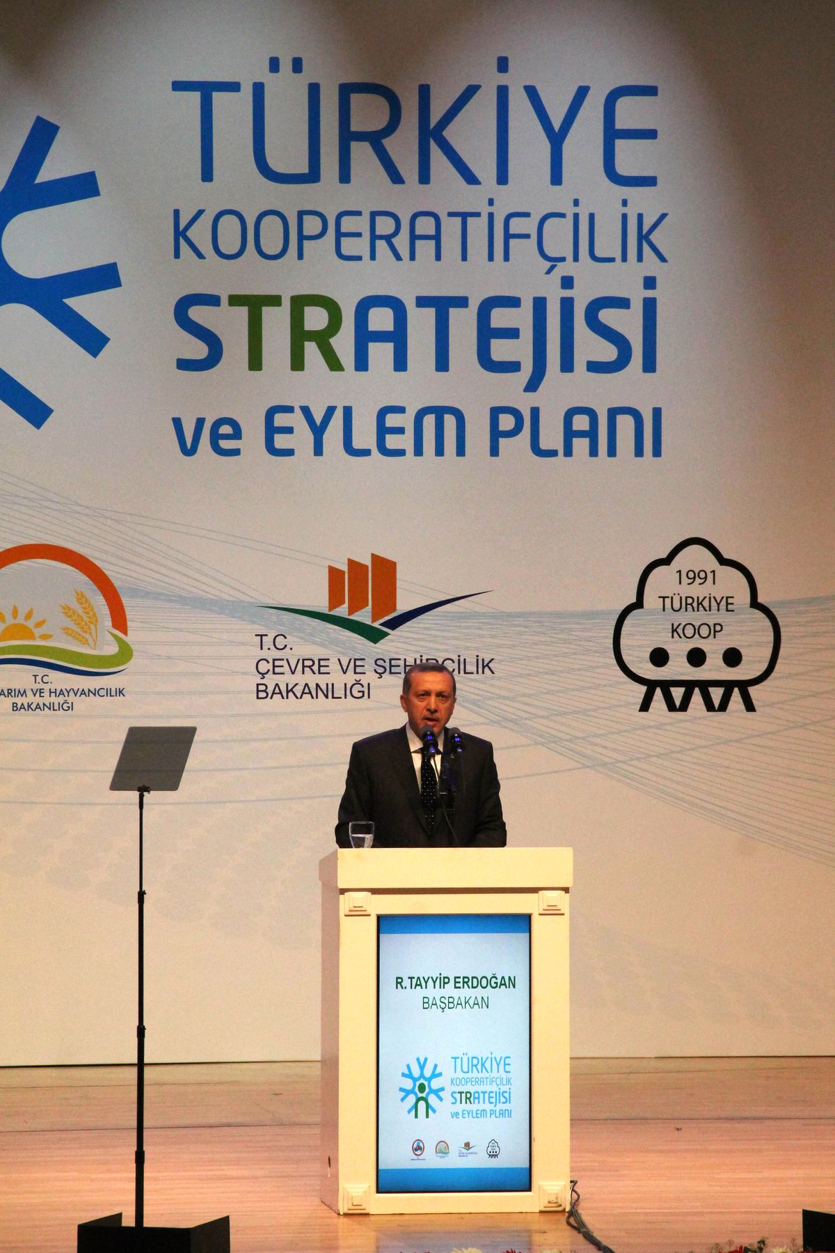 Başbakan Erdoğan, Kooperatifçilik Stratejisi ve Eylem Planını Açıkladı