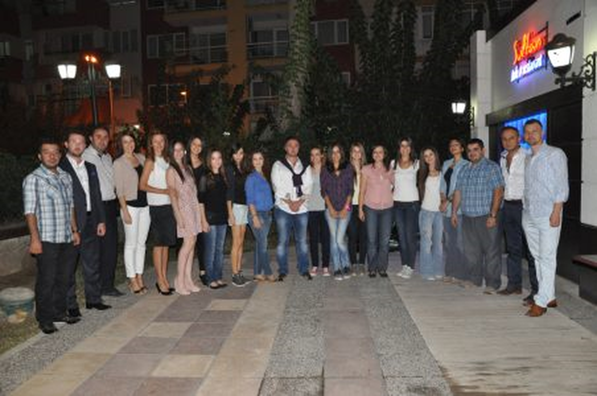 Belediyespor\'un Sultanları Sezonu Açtı