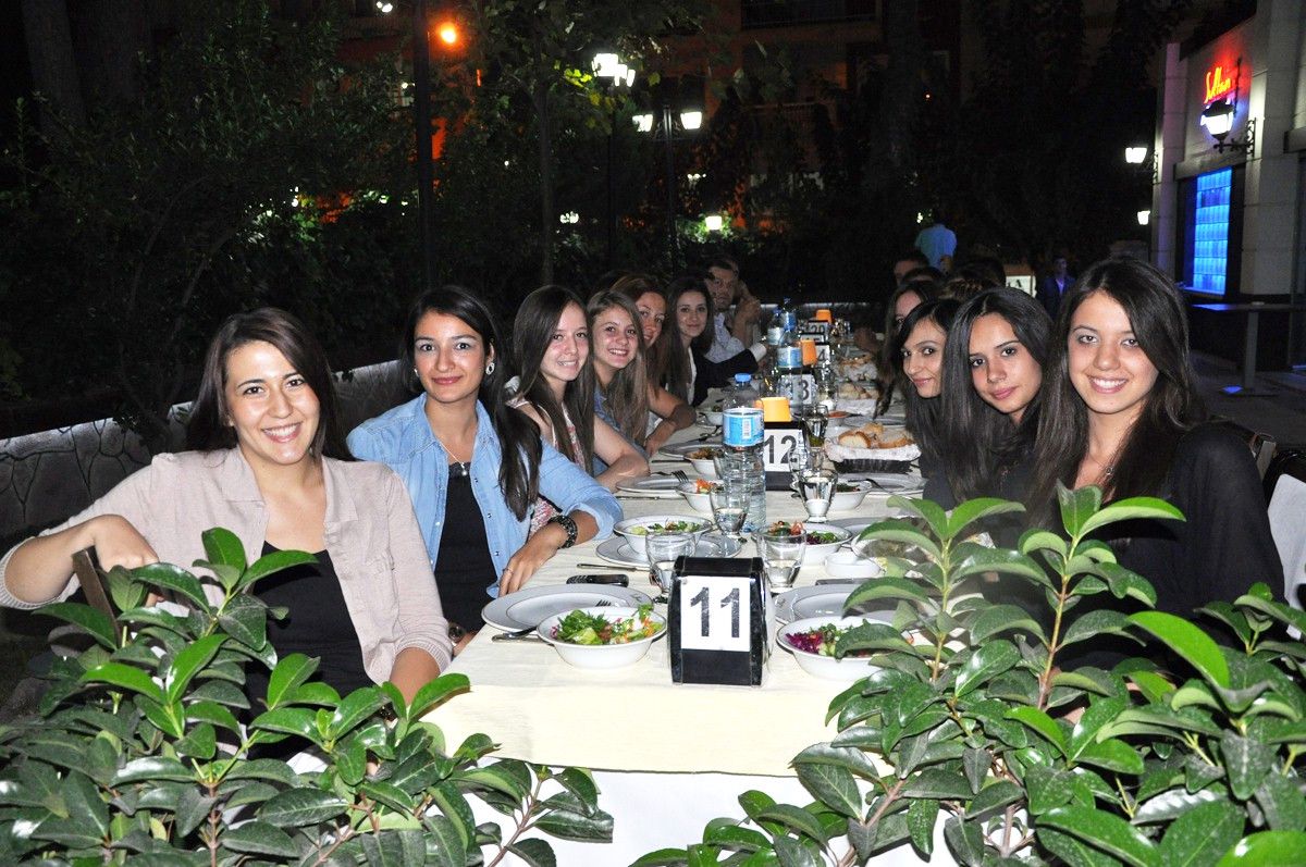 Belediyespor\'un Sultanları Sezonu Açtı