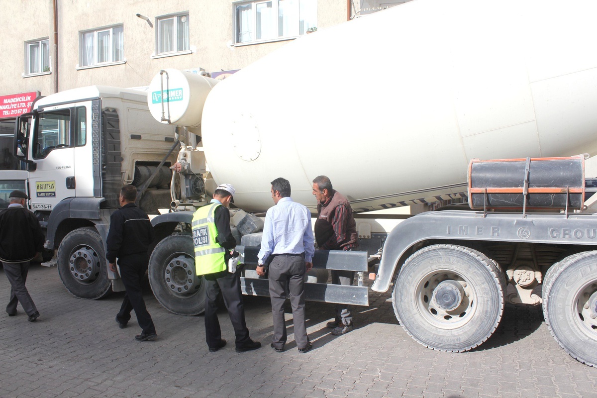 Beton Mikseri Yaşlı Kadının Sonu Oldu