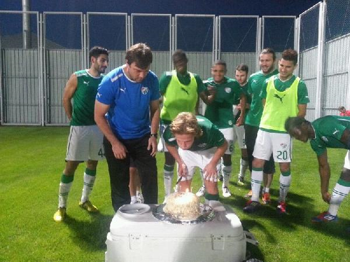 Bursaspor Fenerbahçe\'ye Bileniyor