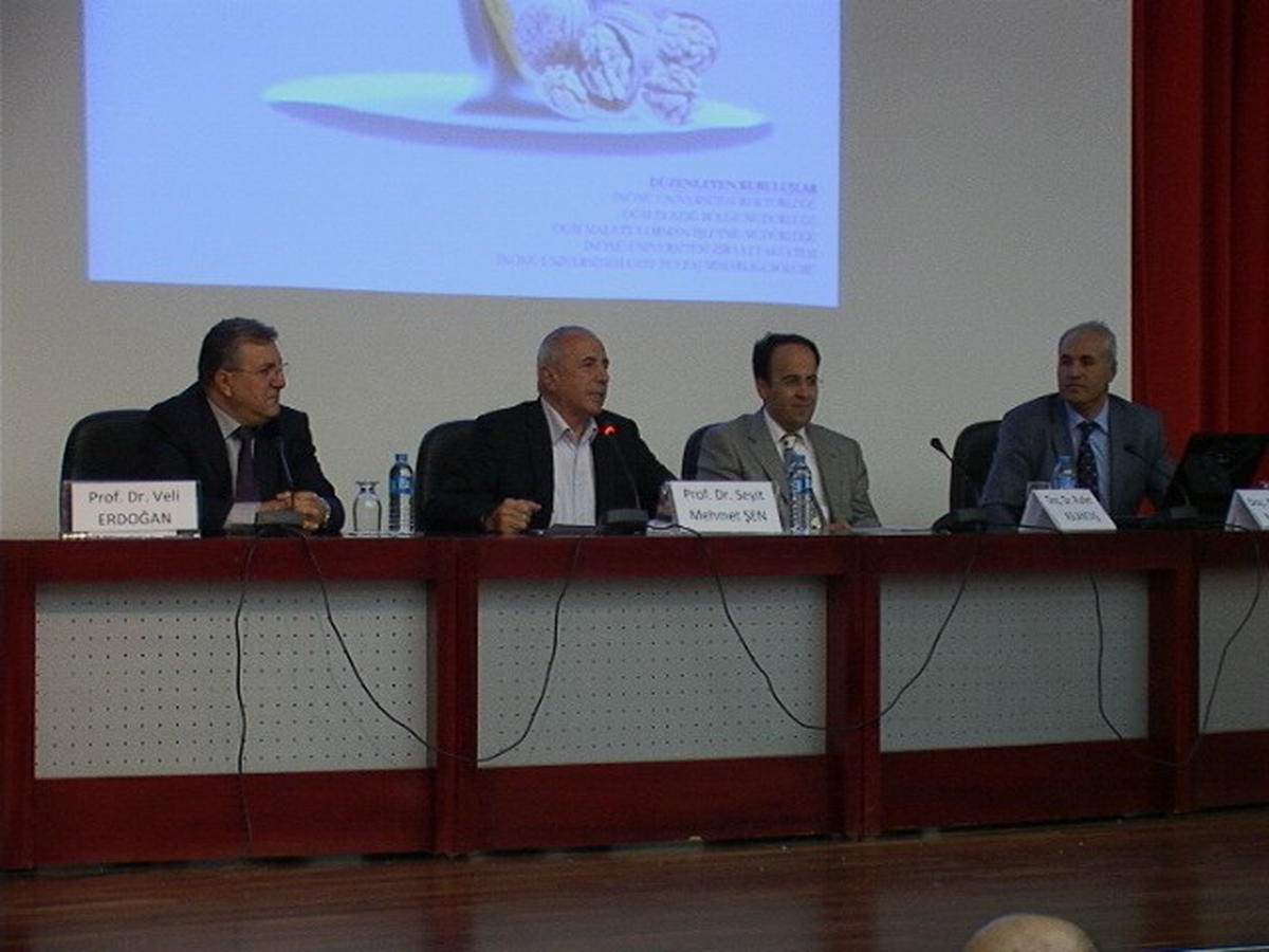 Ceviz Paneli Gerçekleştirildi
