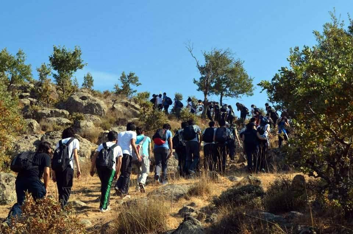 Dağcı Gençler Atatürk Kayalıklarına Çıktı