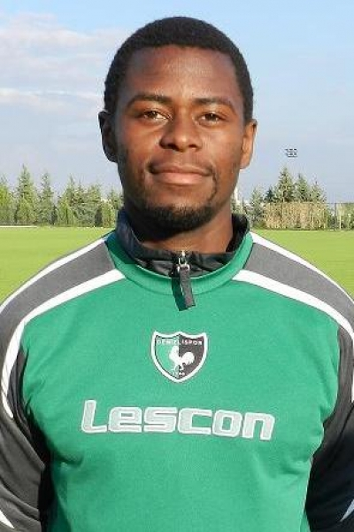 Denizlispor Odhıambo ile Yollarını Ayırdı