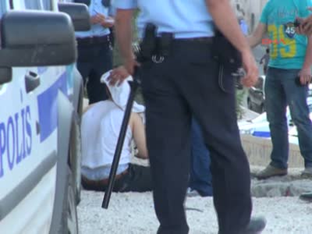 Kadın Kavgasına Erkekler Karıştı