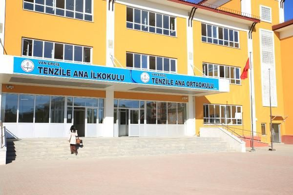 Kılıçdaroğlu\'nun Okuduğu Okulunun Adı Değiştirildi