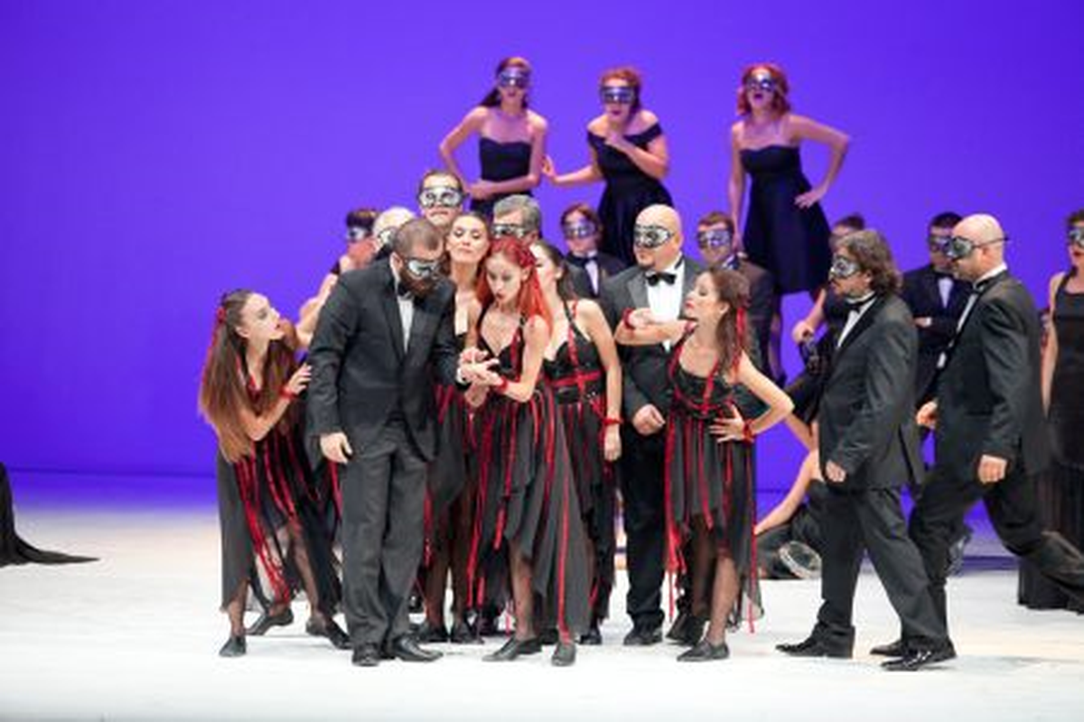 "La Traviata" Prömiyer Gecesi