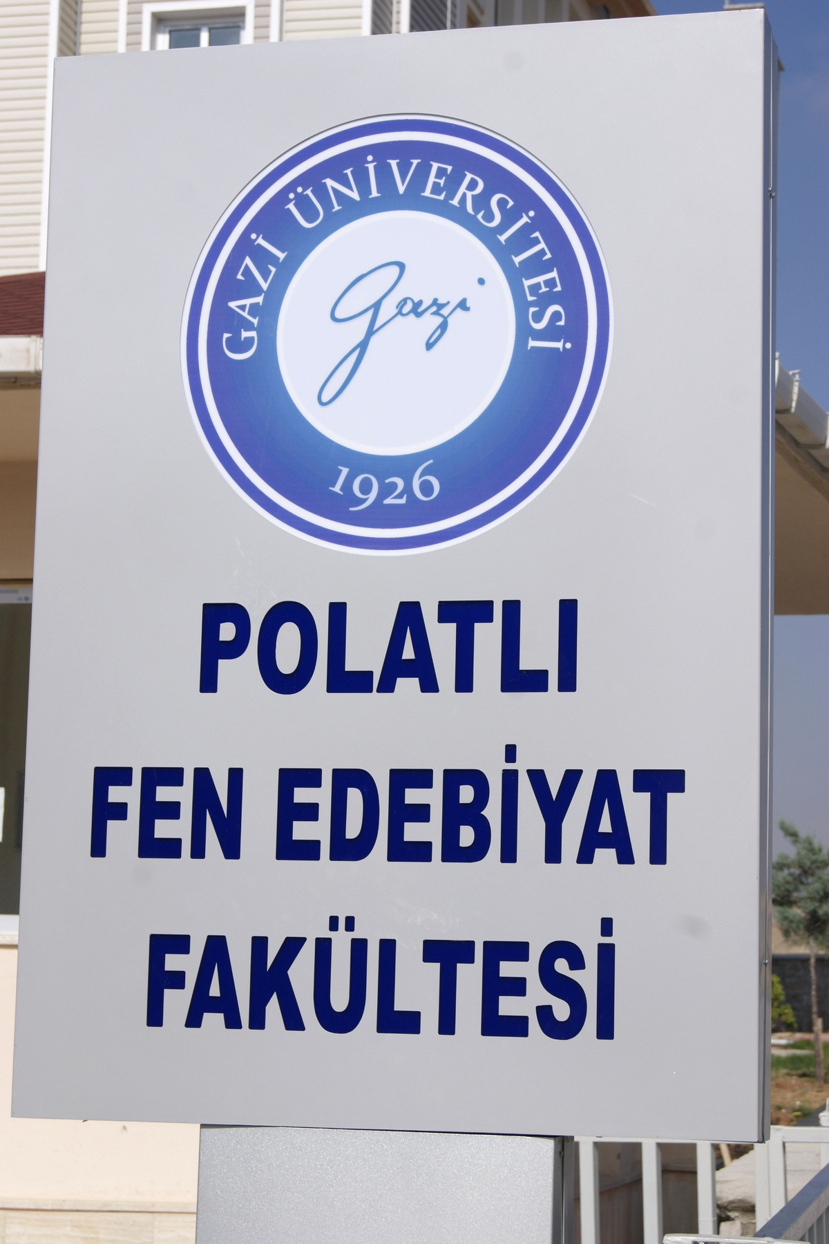 Polatlı Gazi\'de Fizik Bölümü Boş Kaldı