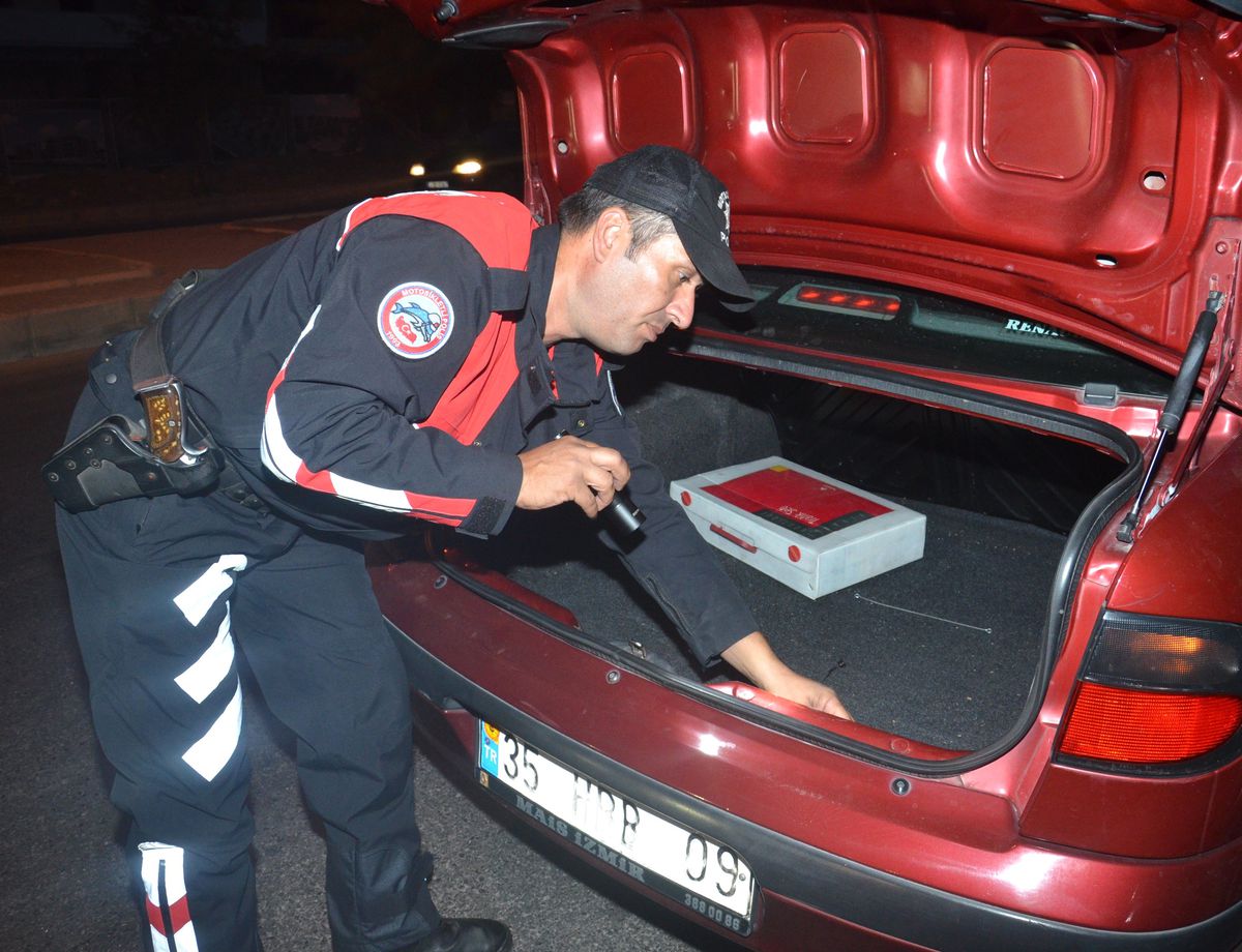 Silah Avcısı Polisler