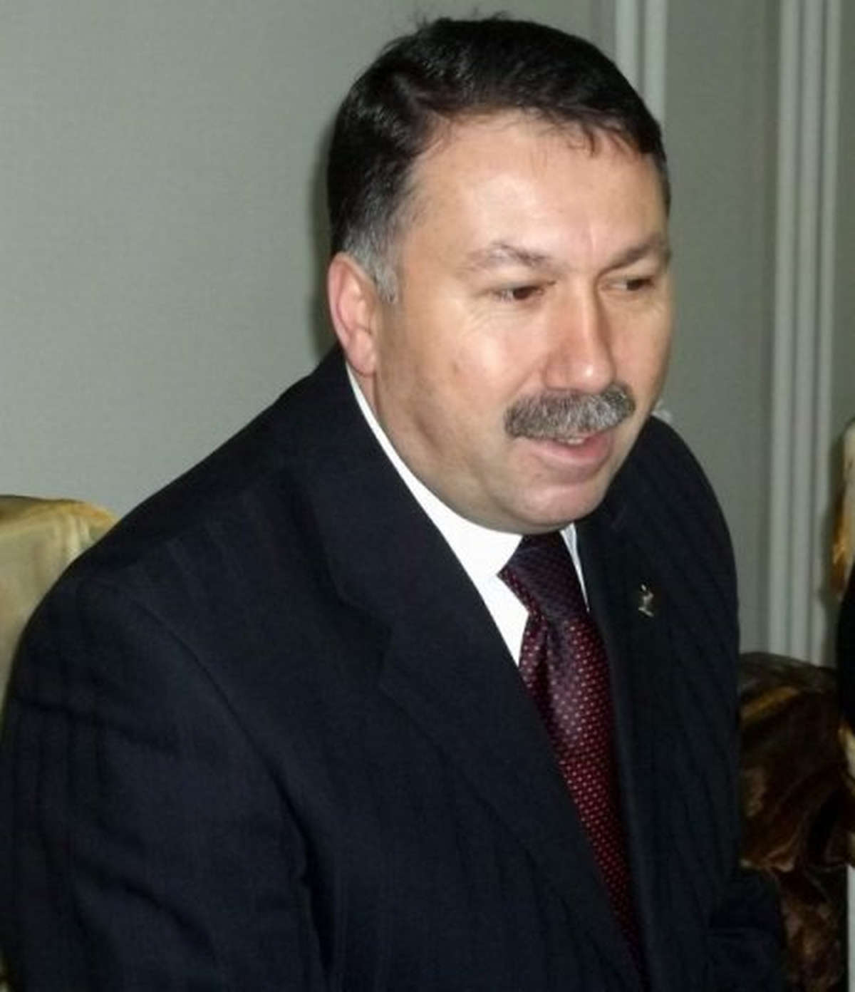 Türk Kızılay\'ı Kars Şube Başkanı Aras, İstifa Etti