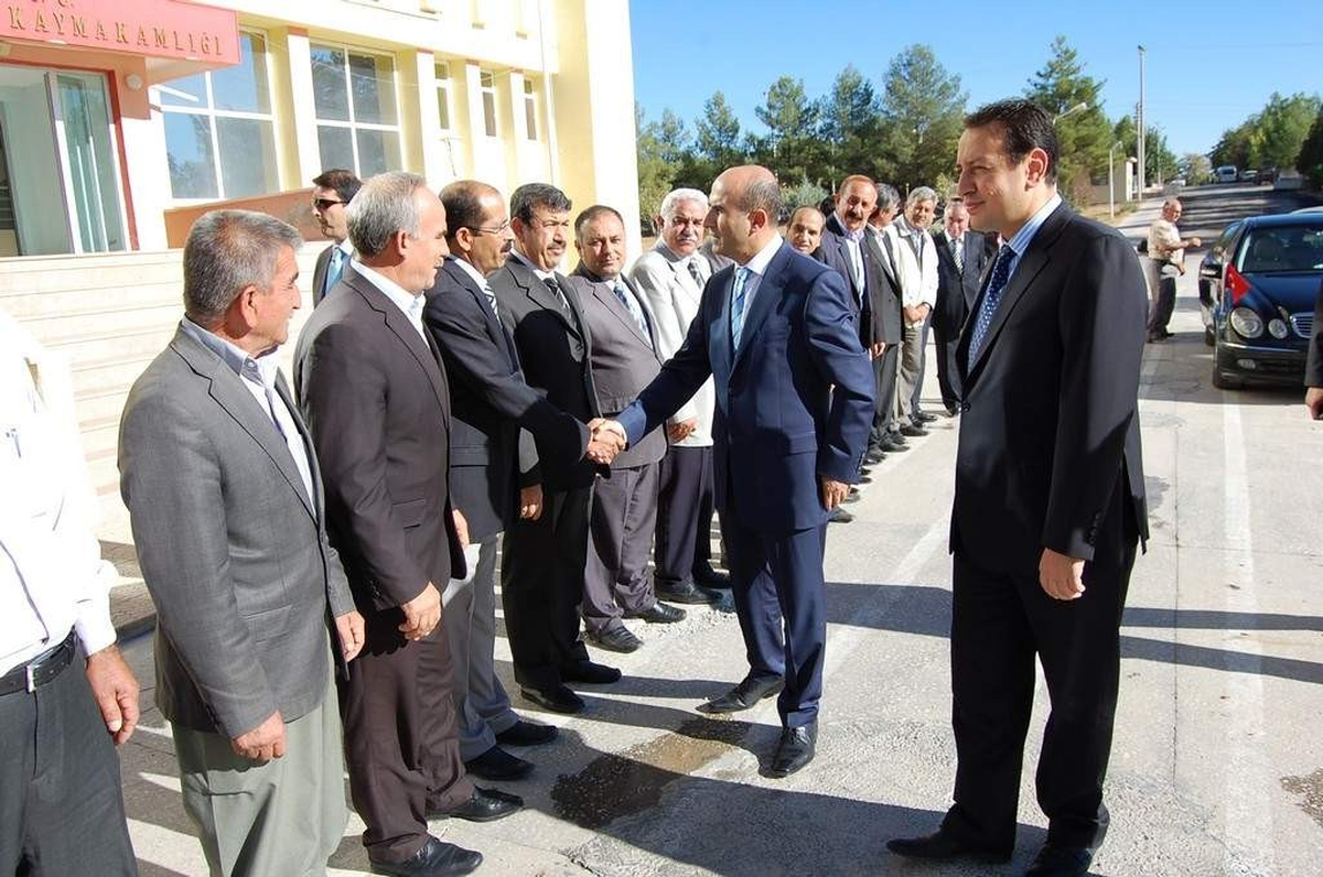 Vali Demirtaş Samsat\'ı Ziyaret Etti