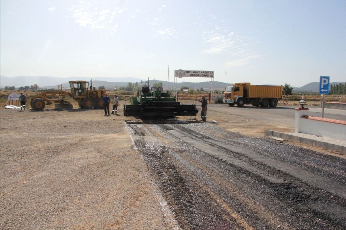 Ahmet Akın Kültür Merkezi\'ne Modern Otopark Yapılıyor
