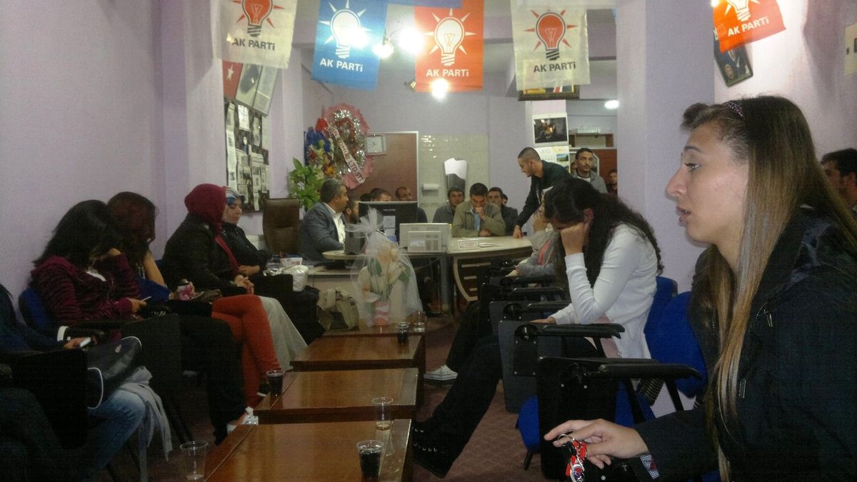 AK Parti Hisarcık İlçe Gençlik Kolları Üniversiteli Öğrencilerle Buluştu