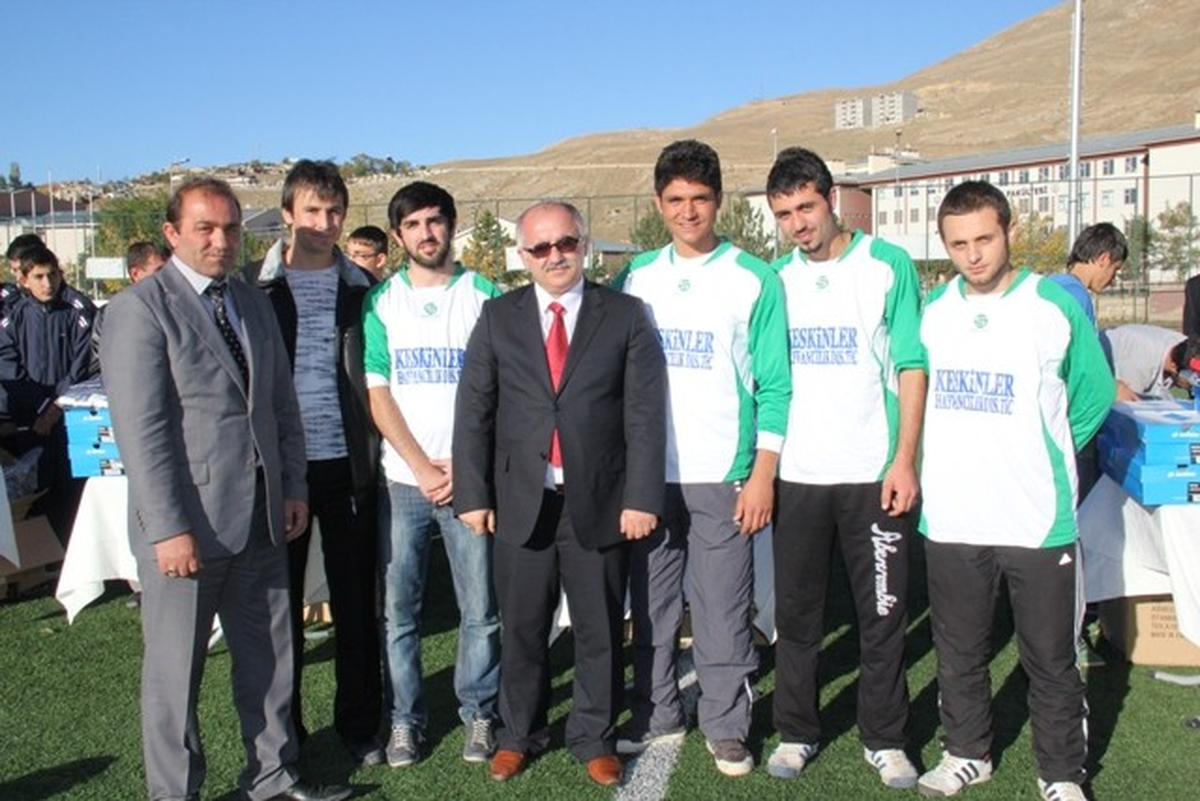 Amatör Spor Kulüplerine Valilik Desteği