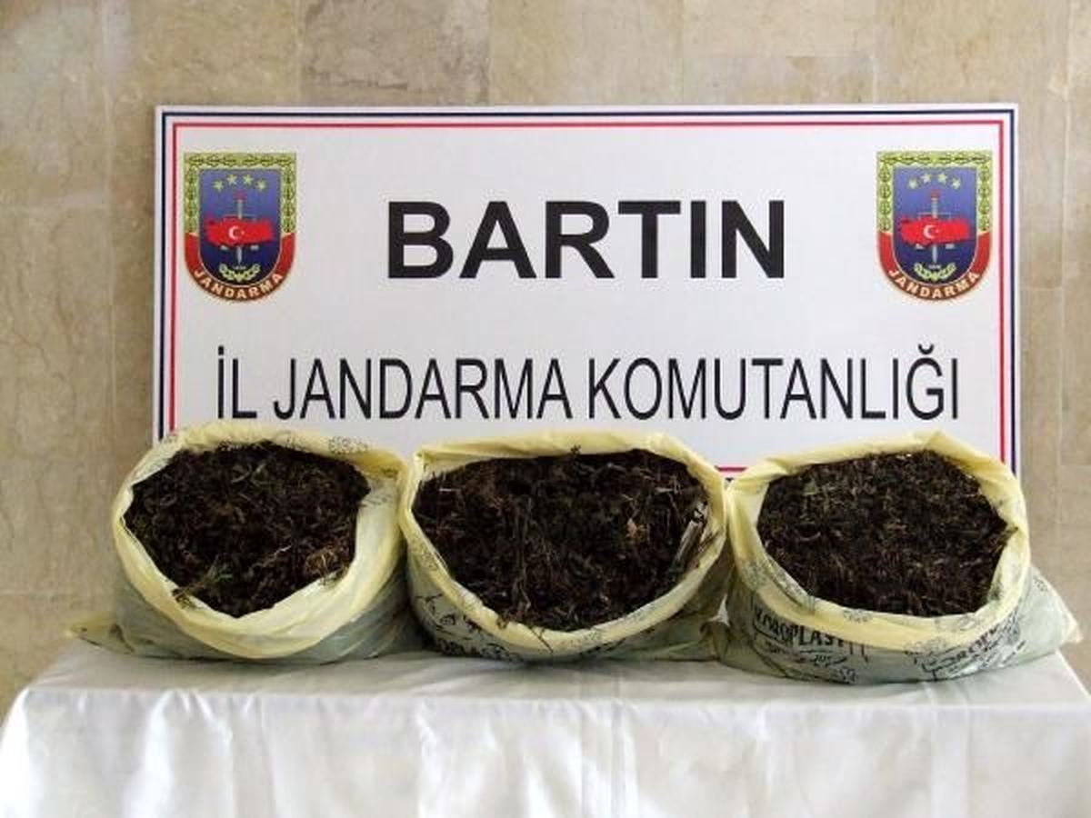 Bartın\'da 8 Kilo 144 Gram Kubar Esrar Ele Geçirildi