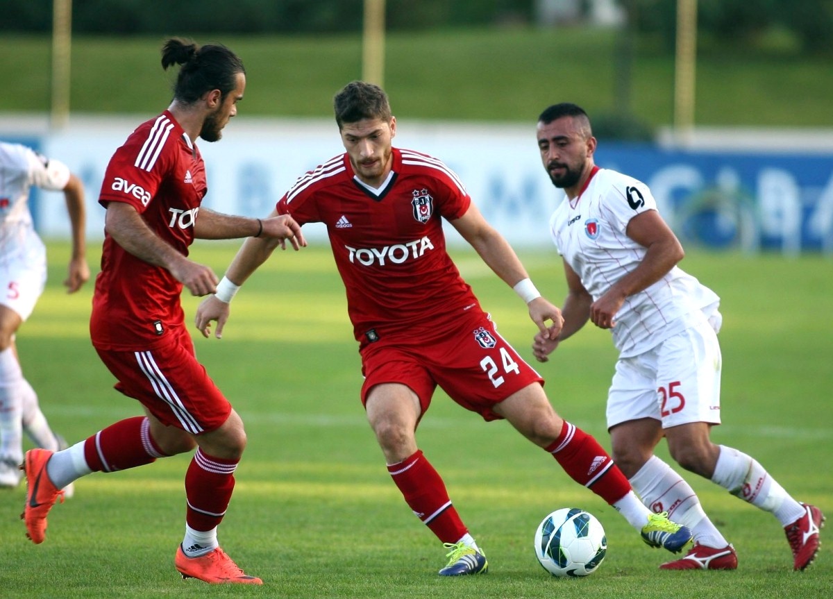 Beşiktaş Hazırlık Maçında Sancaktepe Belediyespor\'u 2-1 Yendi