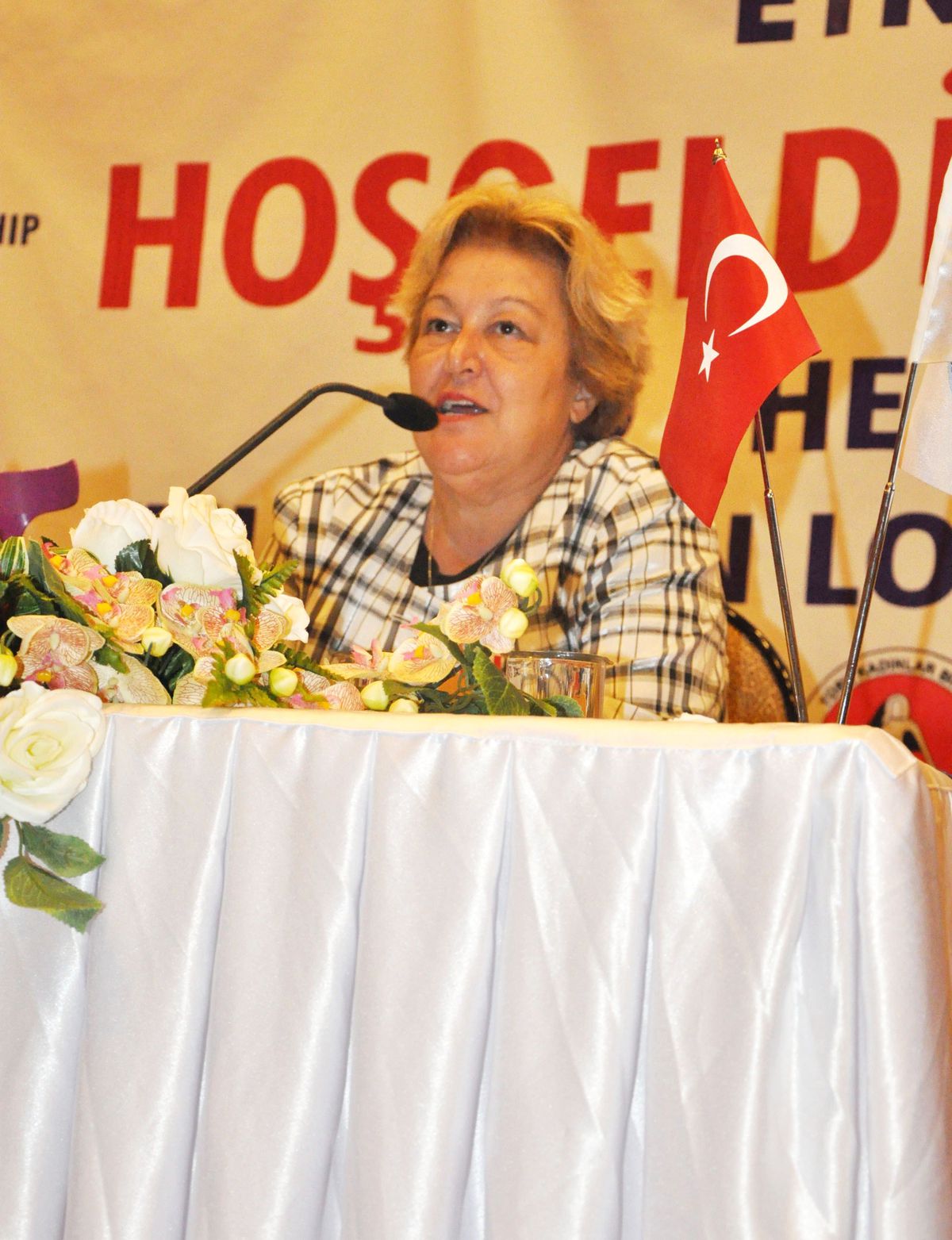 Büyükçekmece Demokrasi Kapısını Açtı