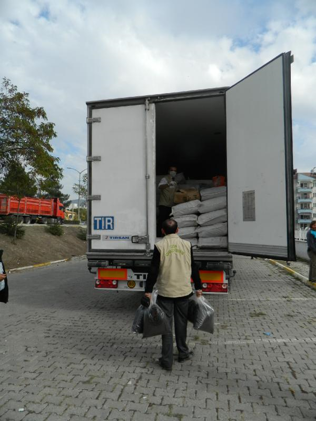 Çorum\'da 4 Bin 340 Kilo Kaçak Çay Ele Geçirildi