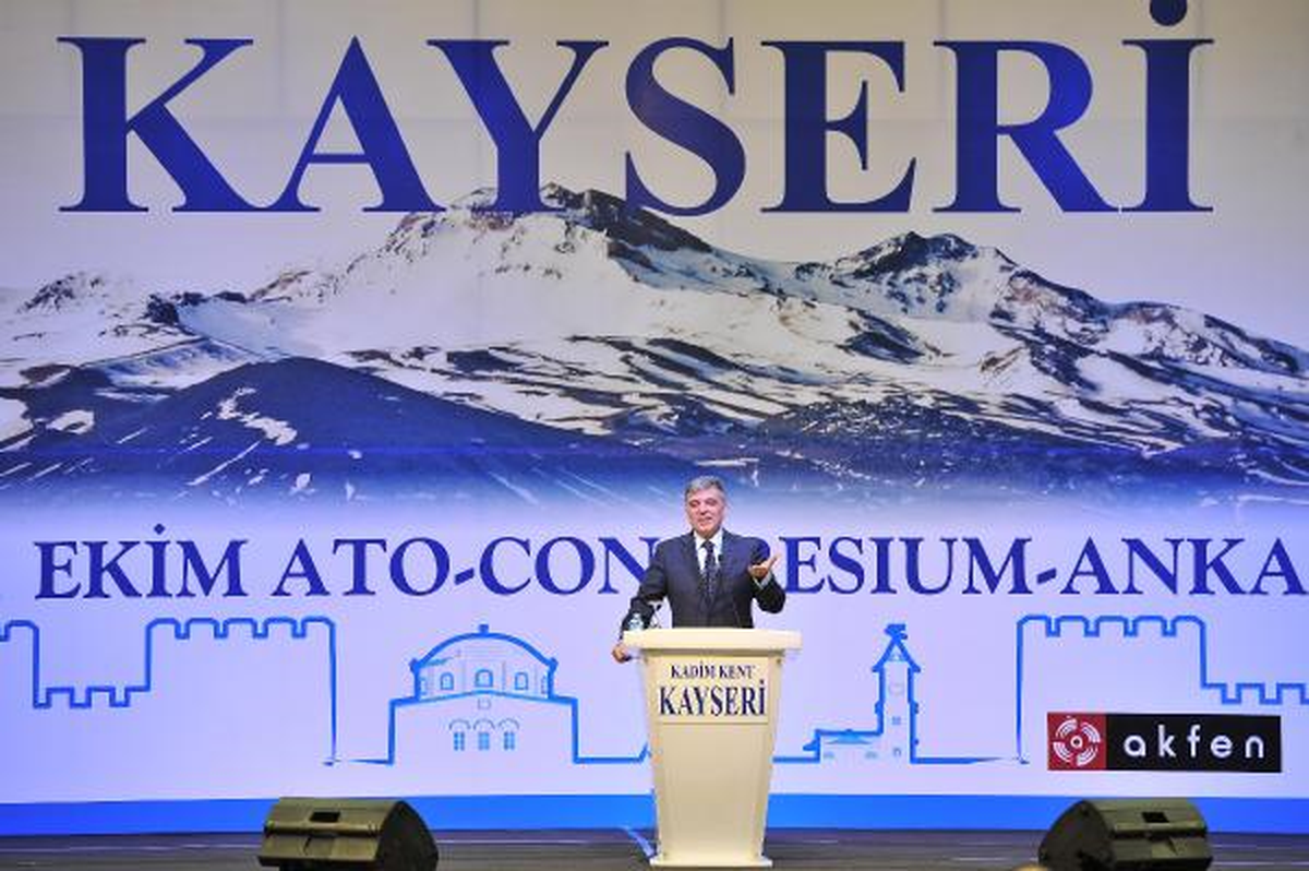 Cumhurbaşkanı Gül : BDP\'li Milletvekilleriyle Görüşmemden Olağanüstü Bir Durum Çıkartmak Doğru Değil
