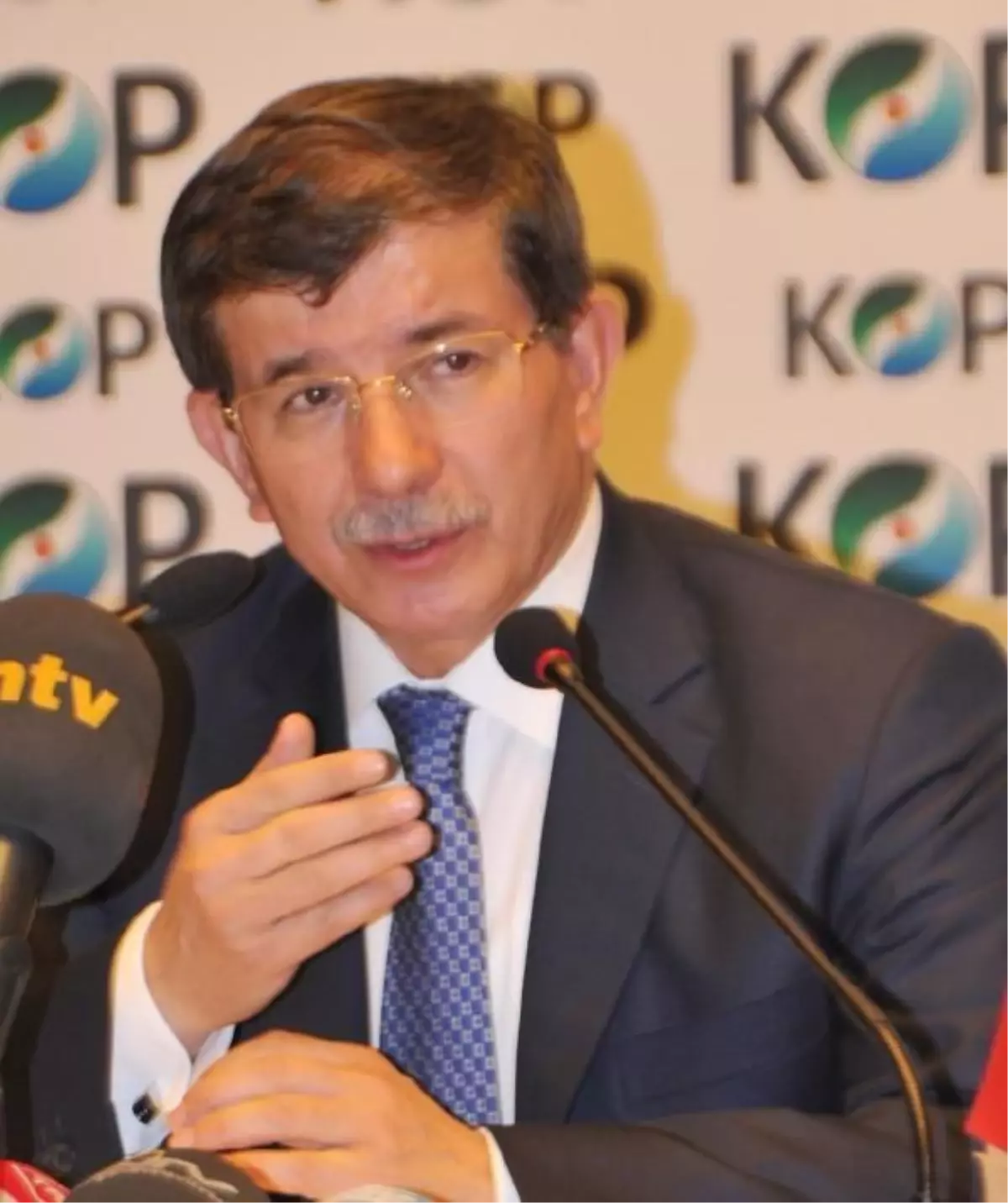 Davutoğlu: BM Genel Sekreteri Halep, Şam Halkından Özür Dilemek Zorunda Kalacak