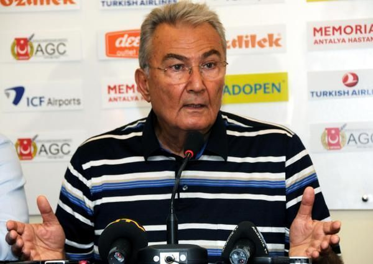 Deniz Baykal\'a Disiplin Soruşturması İddiası
